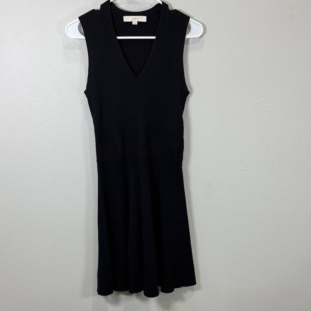 LOFT Black‎ V-Neck midi sweater Dress